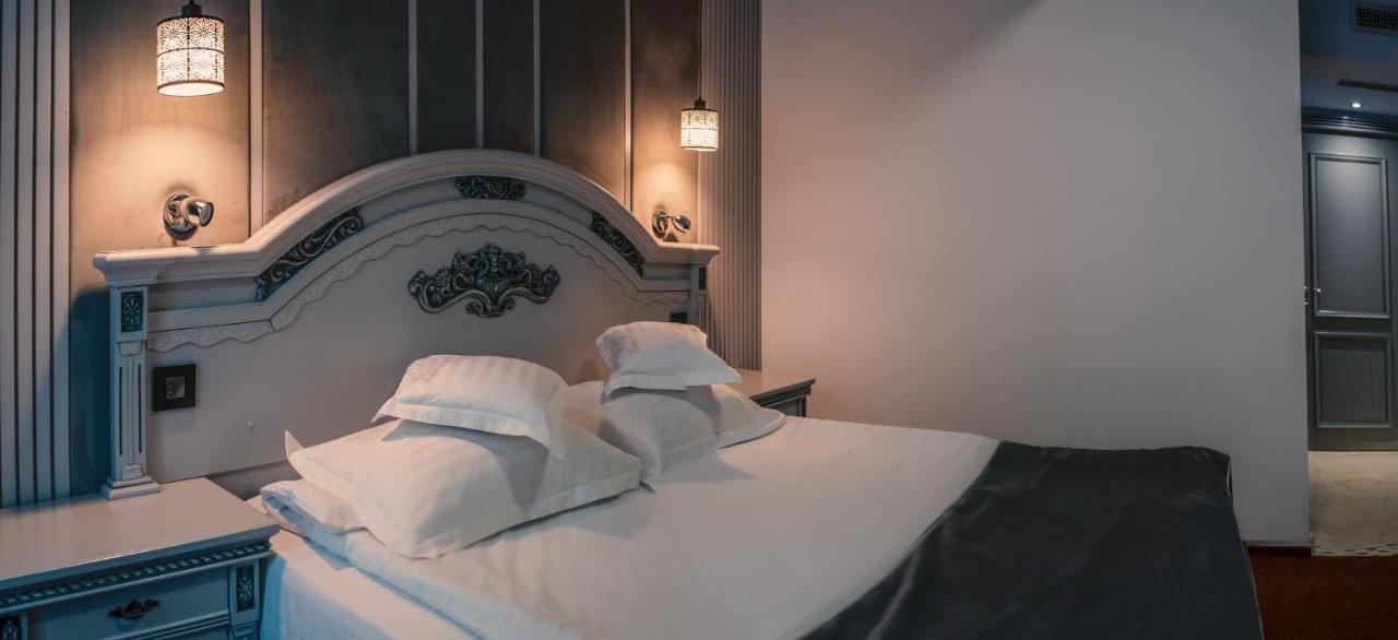 Hotel Eden Iasi Luaran gambar