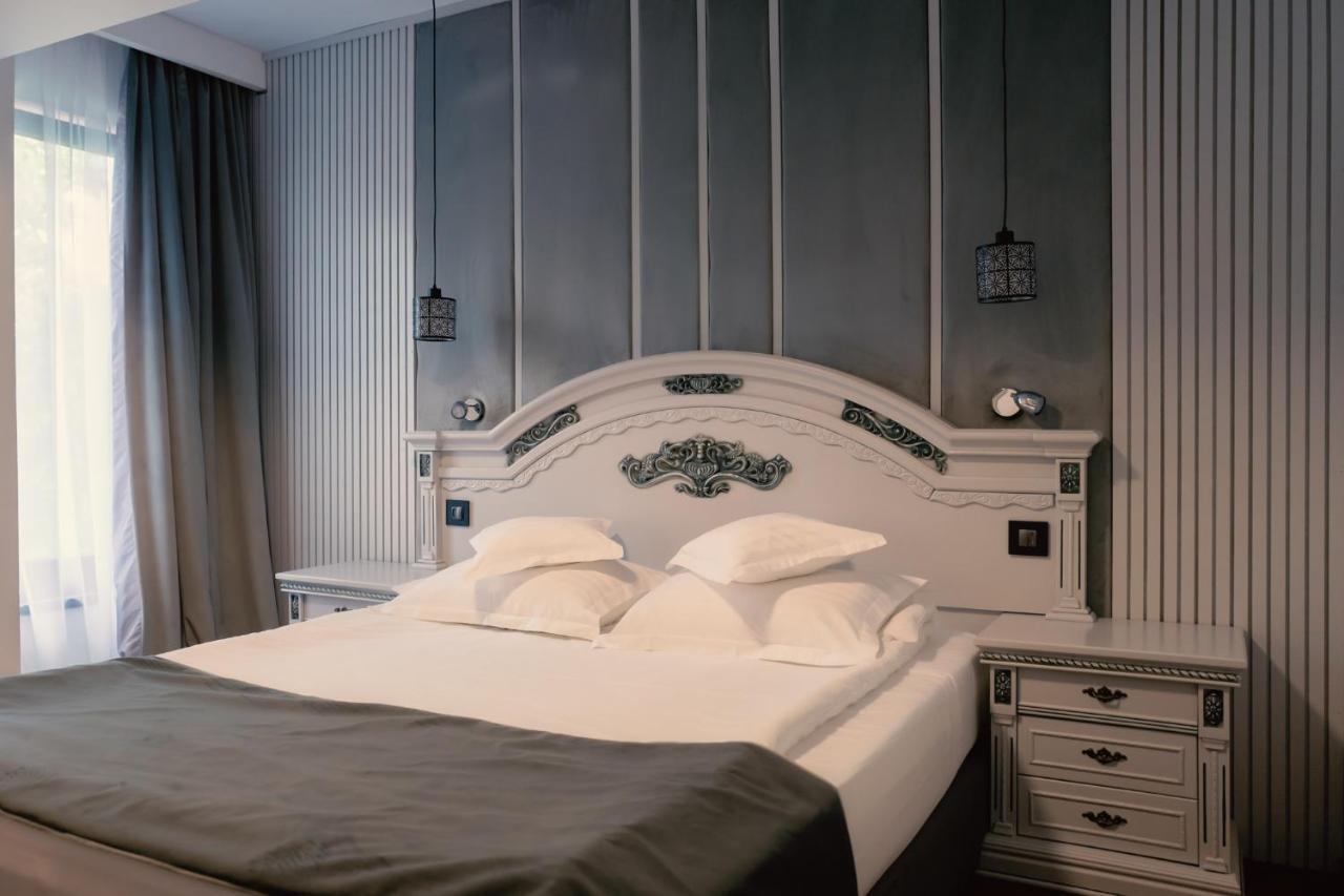 Hotel Eden Iasi Luaran gambar
