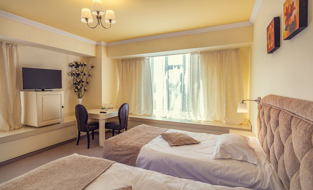 Hotel Eden Iasi Luaran gambar