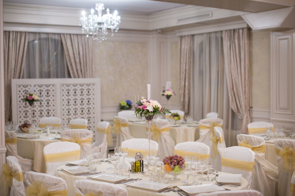 Hotel Eden Iasi Luaran gambar